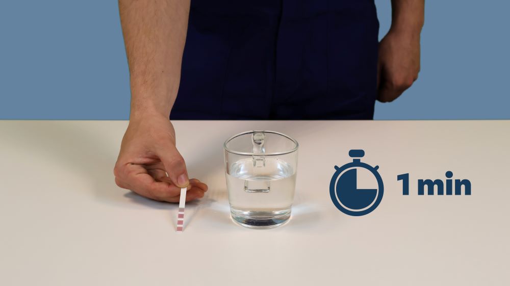 Attendre 1 minute après mouillage du bâtonnet